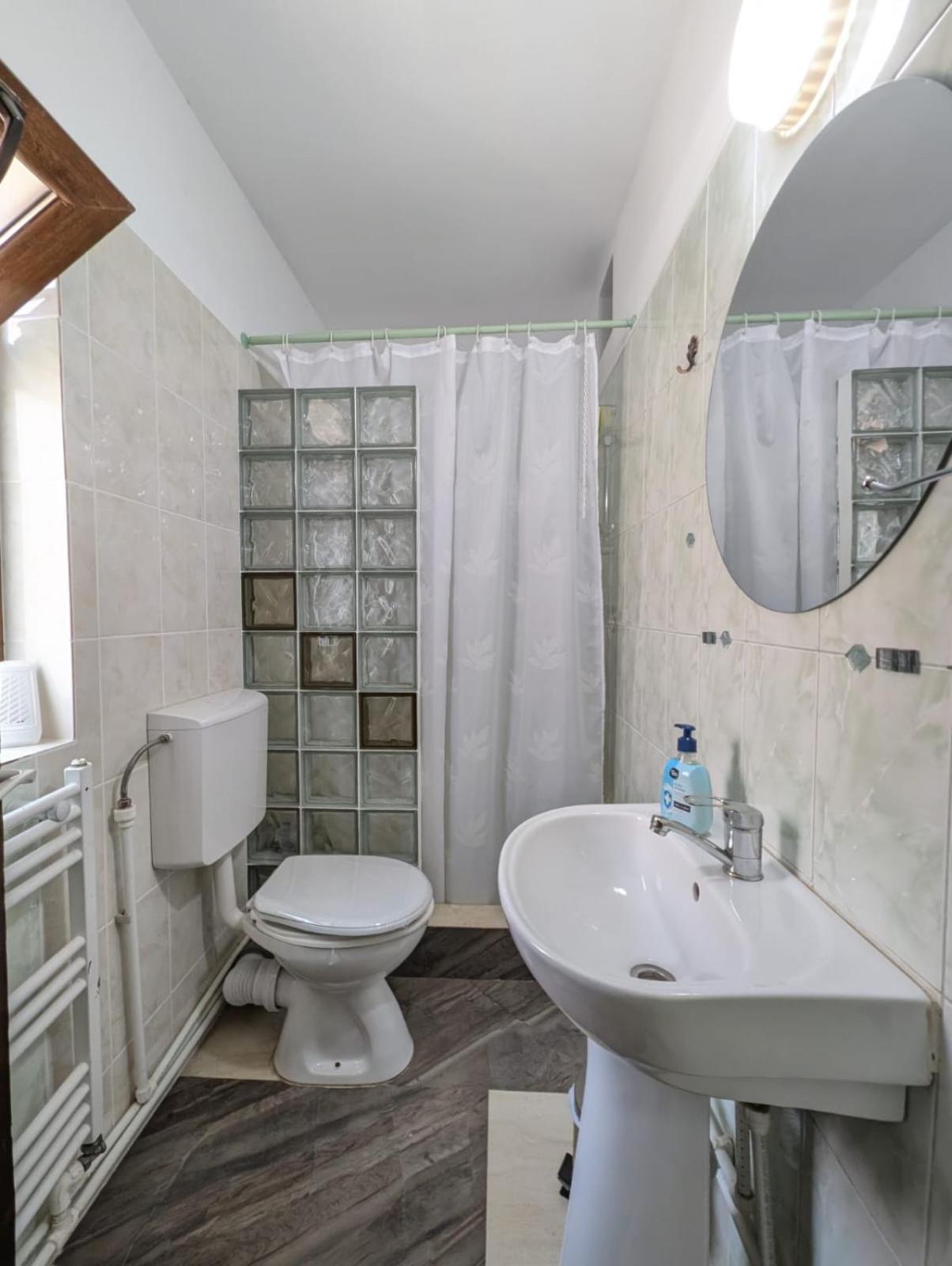 Casa Helen House, Iasi Hotel Valea Adanca Eksteriør billede